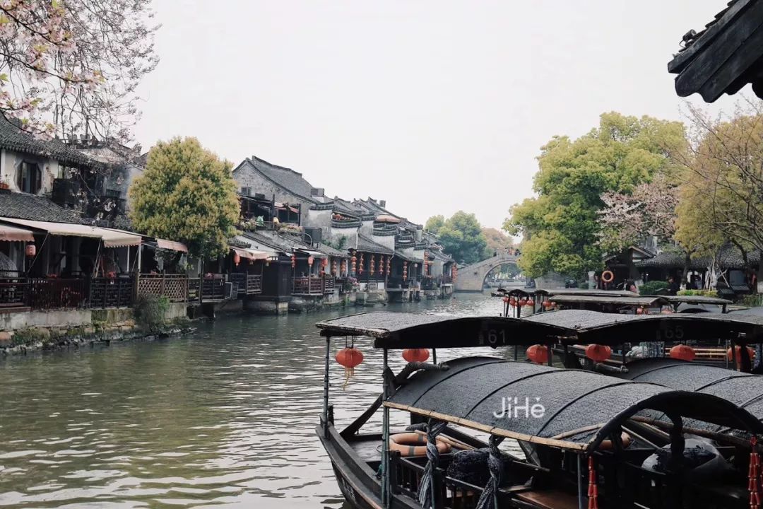 眺云海秘境、西子春晓，每一家都是旅行艺术，带你躺入春天~