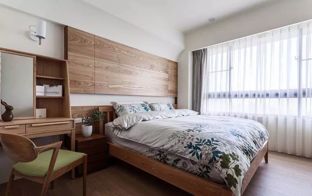 家里横梁压床,家里横梁怎么处理