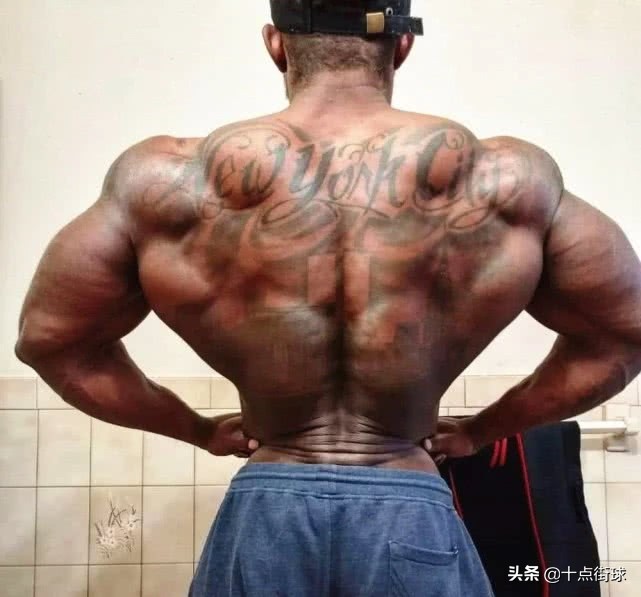 为什么举重运动鲜见优秀的黑人选手？除了基因，最后一点不可否认