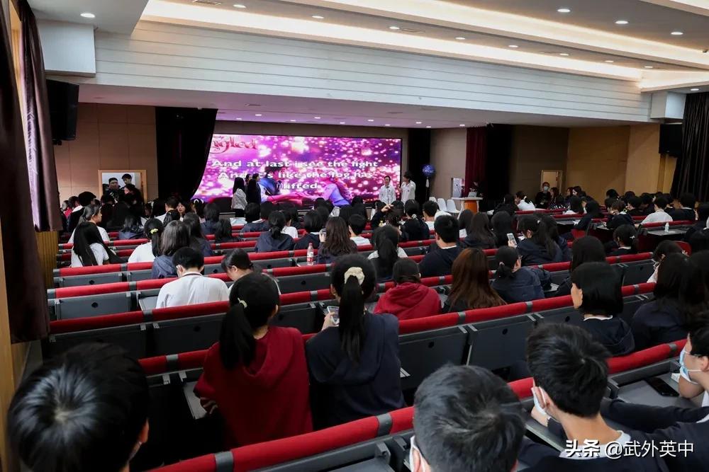 英中高中｜“嘉”期有你，“社”彩纷呈—记高中部社团嘉年华活动