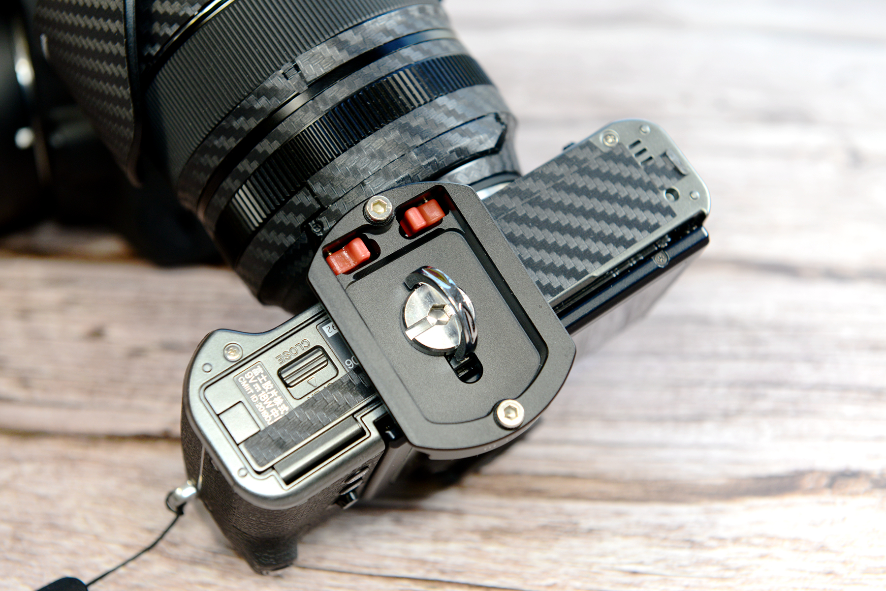 摄影好帮手,思锐便携碳纤维三脚架