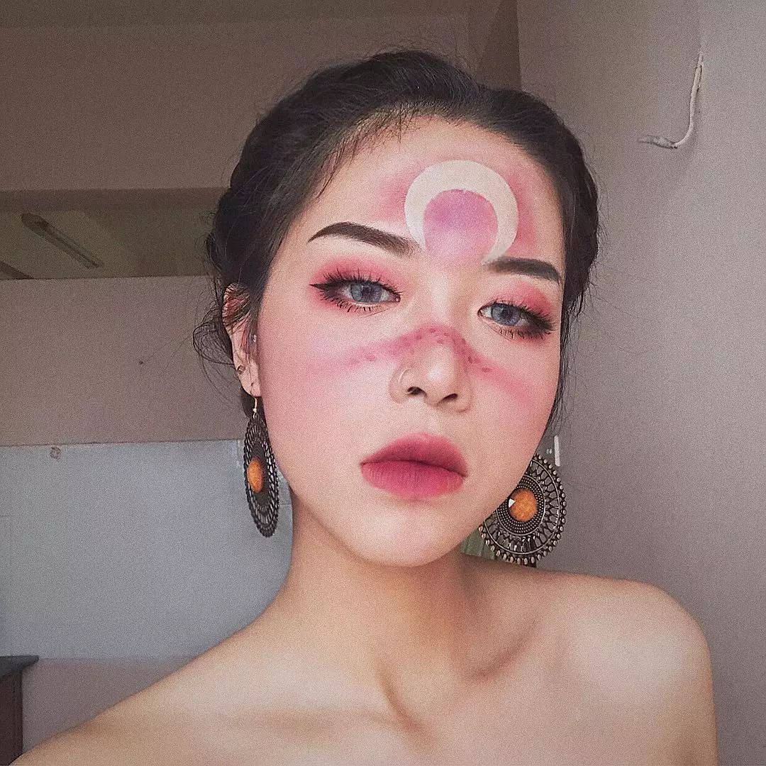 越南网红小姐姐妆容,越南ins小姐姐化妆