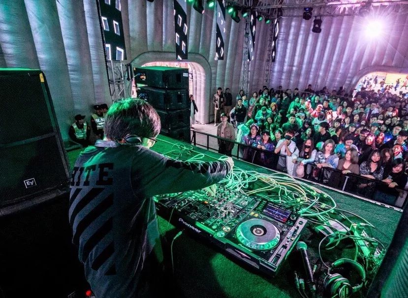 0鍏冩姠aj1,0鍏冩娊涓璦j1