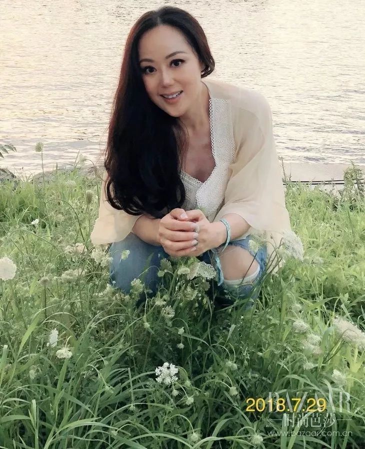 曾经全网被黑的他现在怎么样了,评价现在的章小蕙