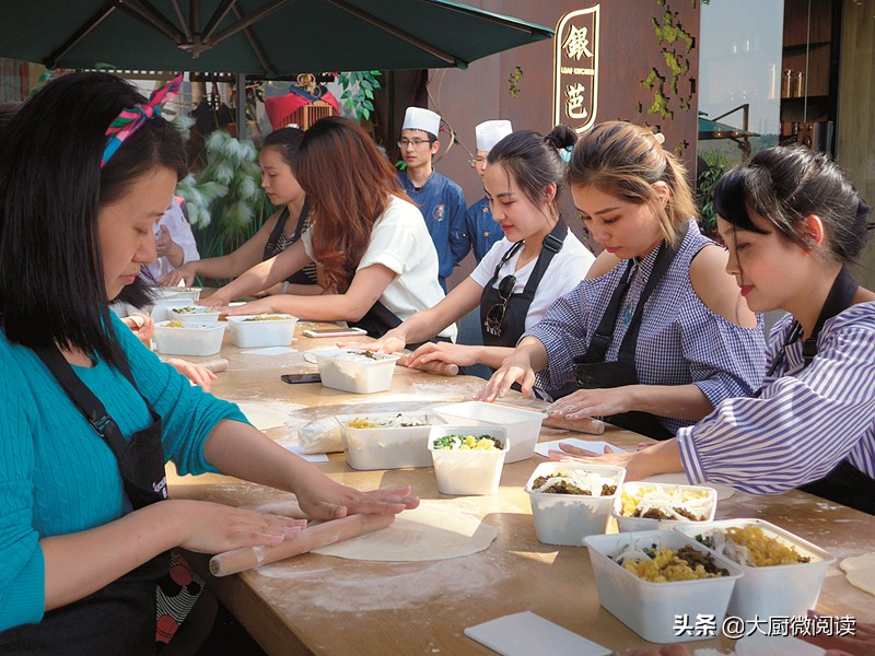 法国黑珍珠餐厅菜品,杭州黑珍珠餐厅饮品