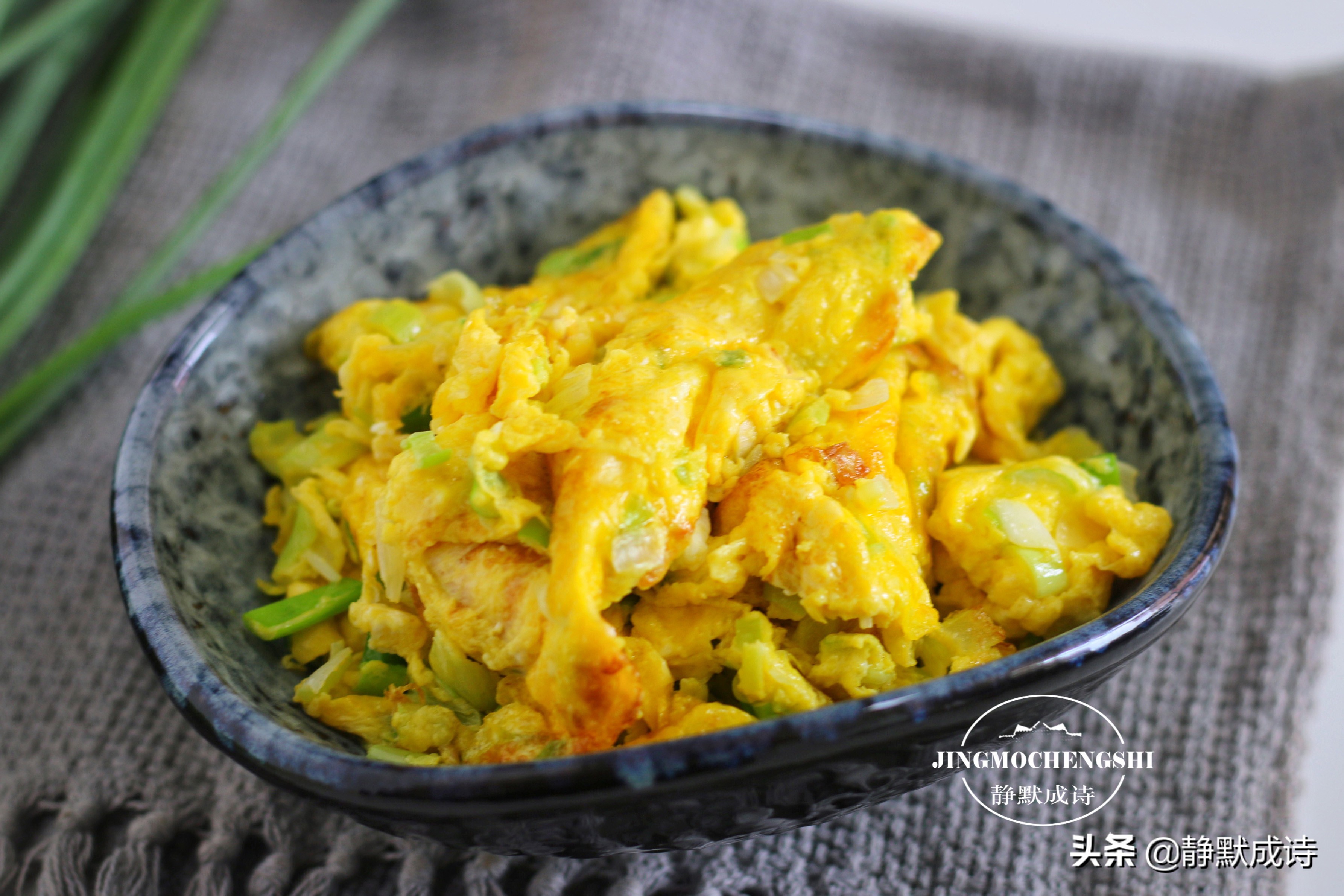 我家的鸡下蛋了搞笑视频,我家的鸡下蛋