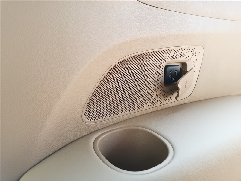 别克gl8和传祺gm8哪个舒服,奔驰v260和别克gl8哪个舒服