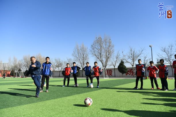 欧塞尔俱乐部主教练,欧塞尔足球俱乐部青训