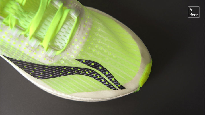 体验了飞电跑鞋后，我知道了为什么它很贵