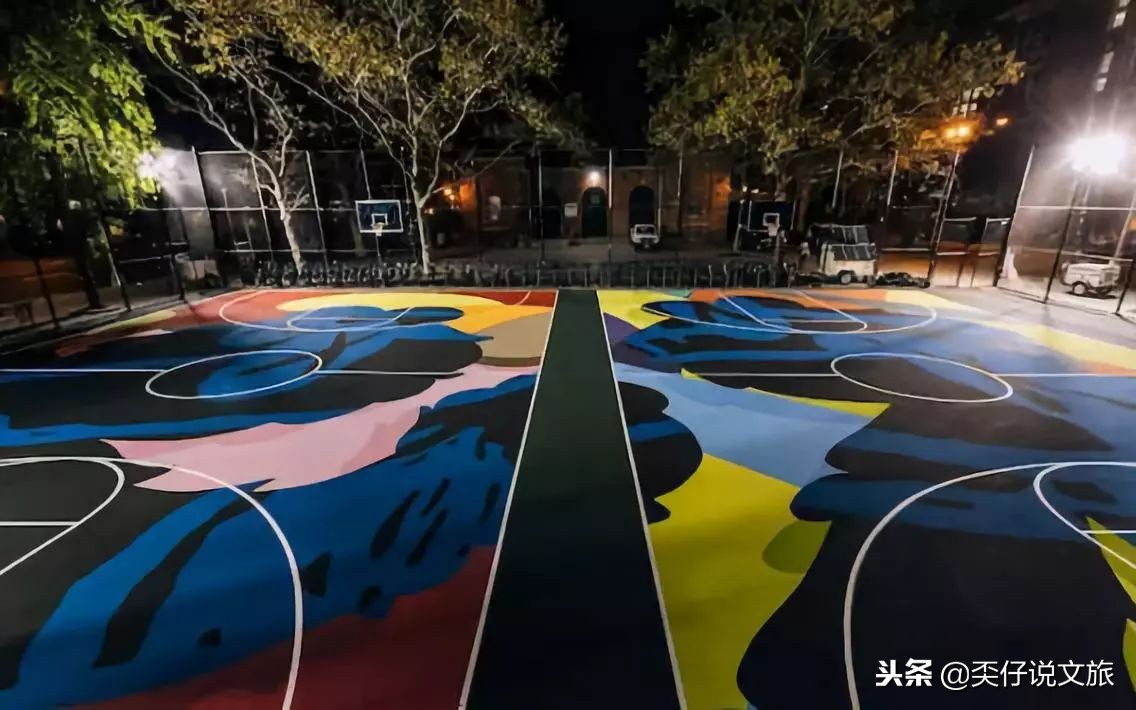 让人惊呆的篮球比赛,篮球场和足球场冲突对比