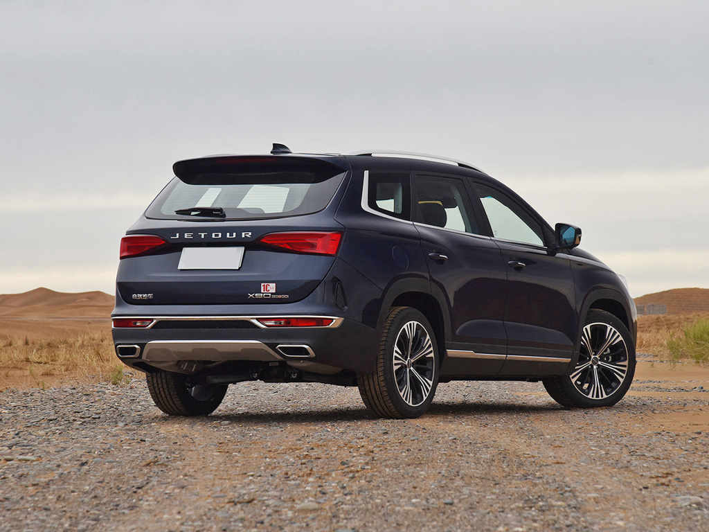 老大哥奇瑞的嫡系，新款捷途X90居然变这样了，好似精装修