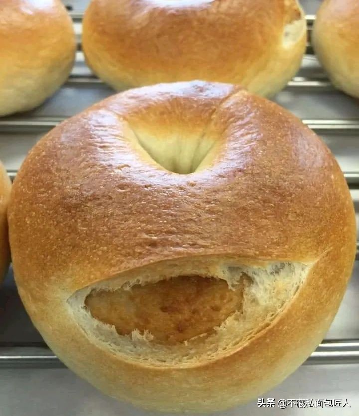 烤箱边上无岁月，六十五岁面包师的一年