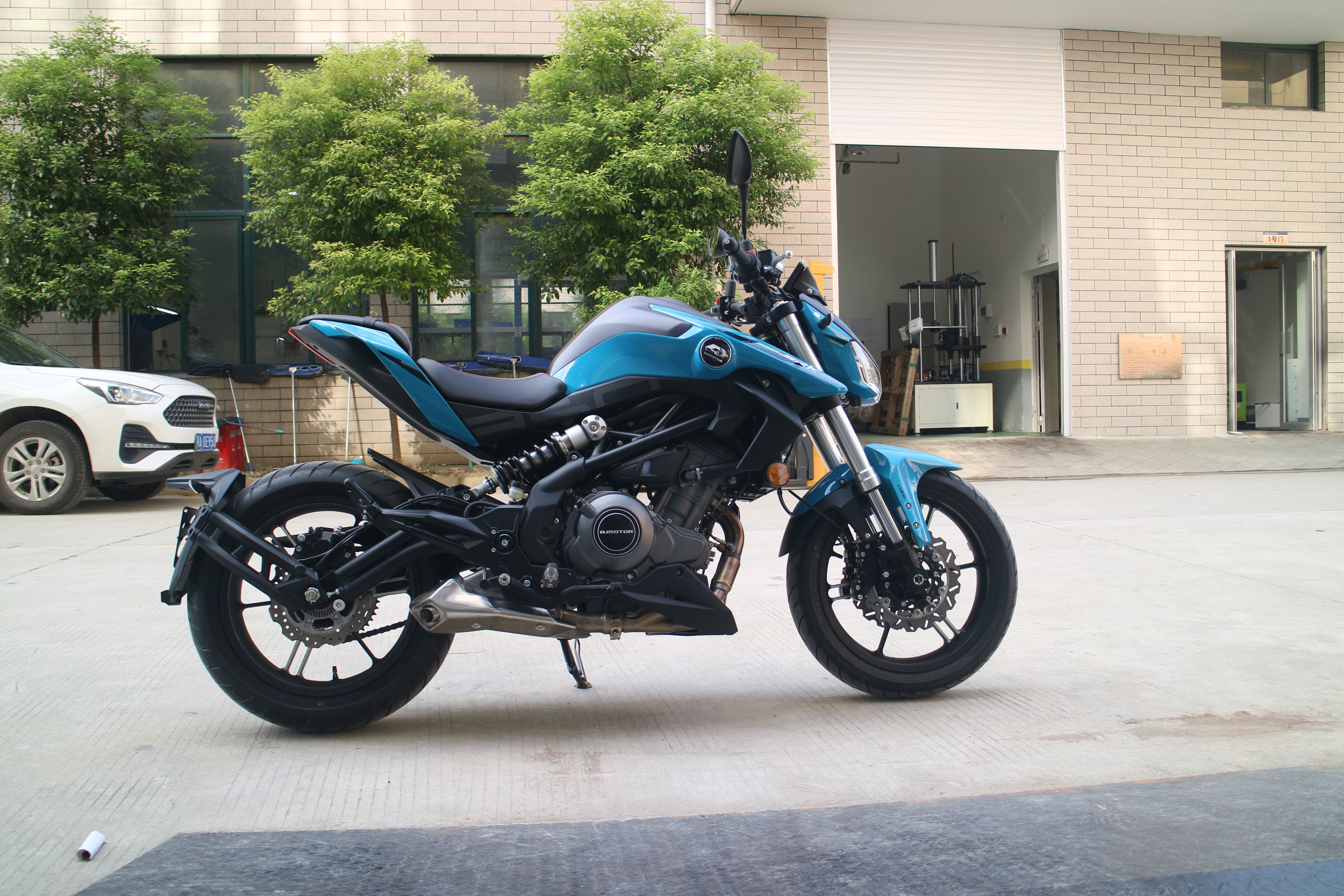 试驾奔达350,追350车测评