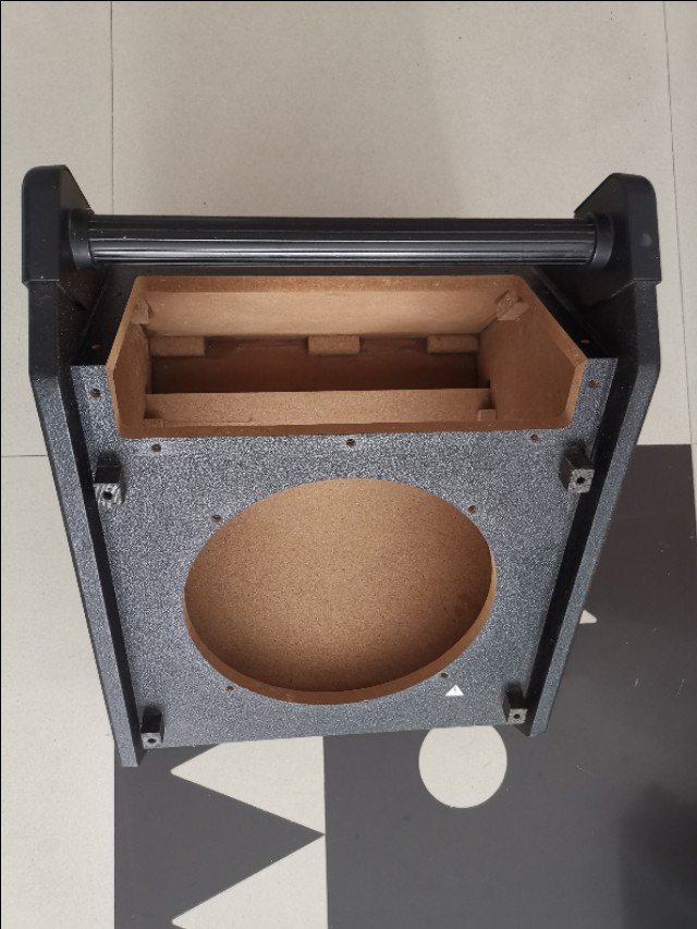 罗兰音箱拆箱视频,罗兰音箱拆解