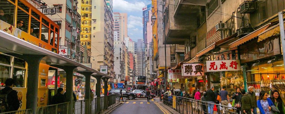 港片电影里的老街,香港的市井生活老电影