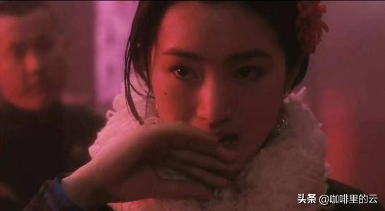 霸王别姬菊仙虞姬,霸王别姬的菊仙的外貌特征