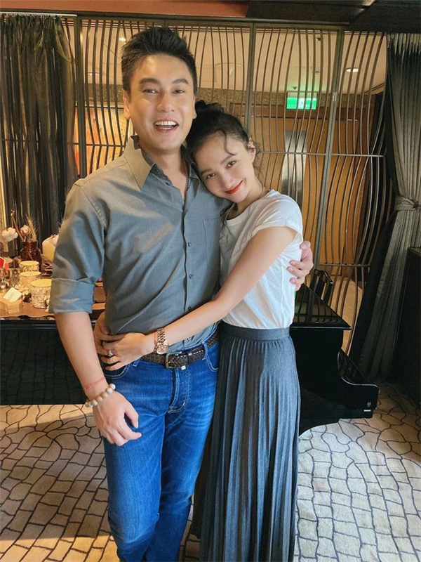 朱孝天谈f4投影同框,朱孝天最近的近况