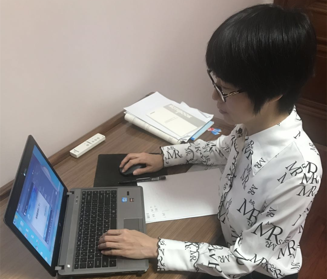 大连东软信息学院第三个学期,见屏如面直播