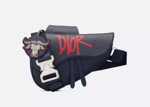 巴宝莉与lv哪个好,lv巴宝莉经典款