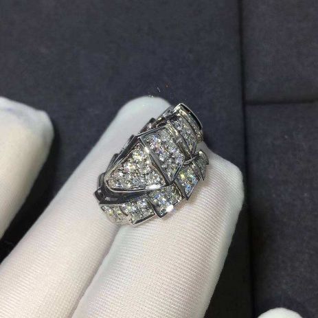 宝格丽蛇戒宽版白贝,宝格丽蛇戒玫瑰金和白金对比