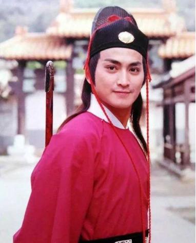 最帅展昭何家劲剑眉,何家劲哪部展昭最经典