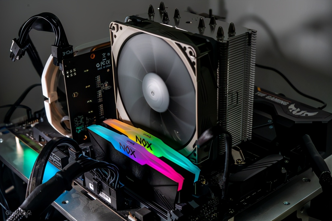 超频3东海k4000,超频3东海r4000测评