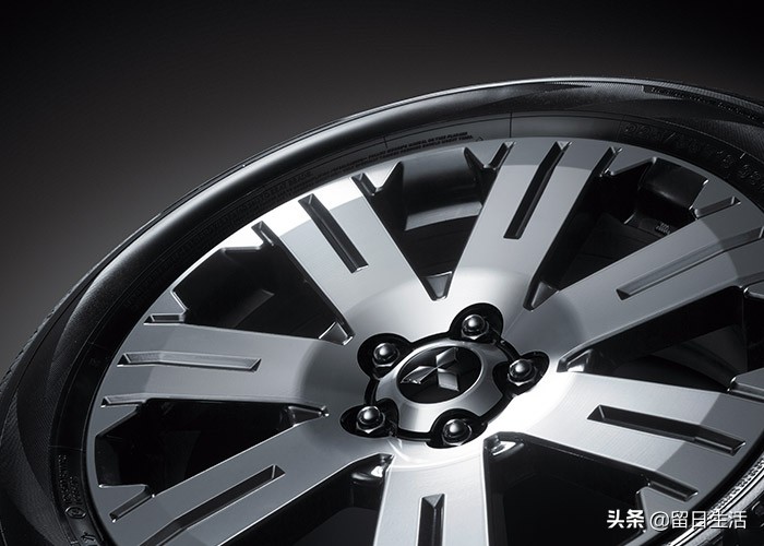 三菱得利卡最省油的车,三菱得利卡全部车型照片