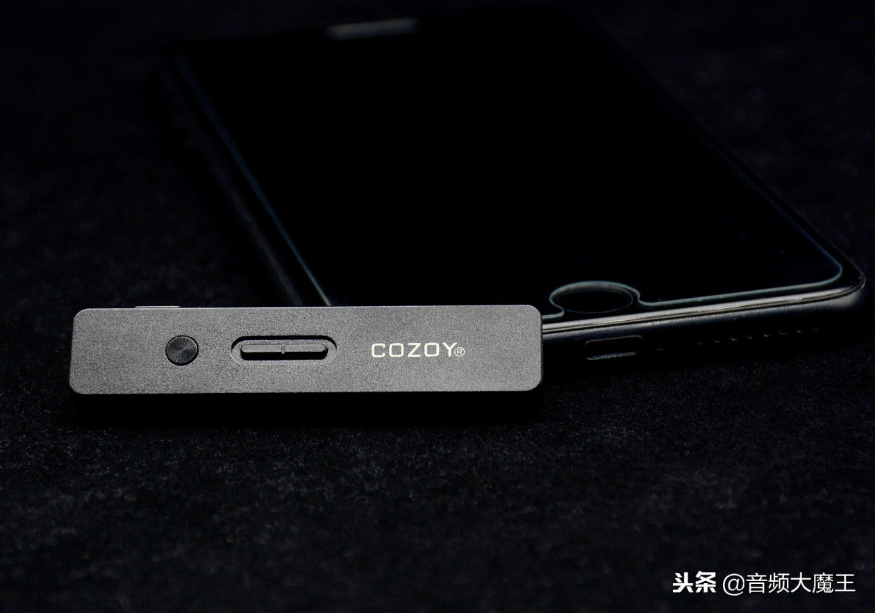 COZOYTAKTPRO迷你解码耳放评测:如影随形,称“芯”之作
