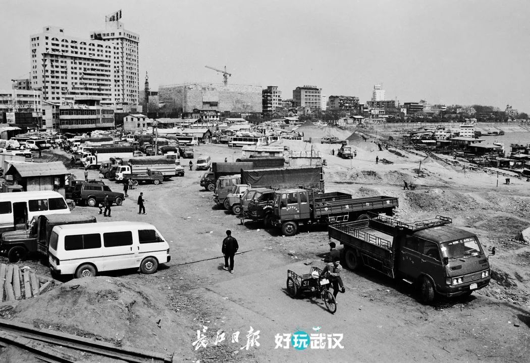 武汉70周年的变化发展,湖北武汉70年荆楚巨变