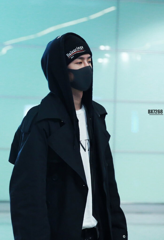 王一博*服私**穿搭来了！终于明白为什么他能成为顶级流量小鲜肉了