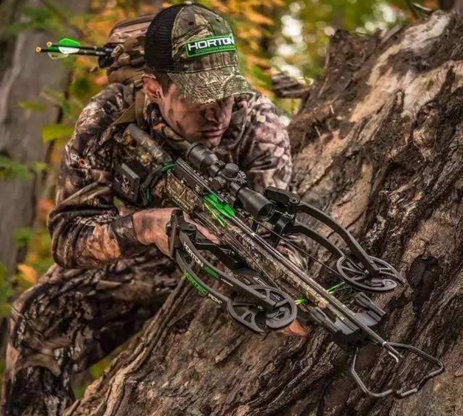 中国特种兵使用的十字弓弩，可一箭射碎水牛头骨，比95步枪还贵