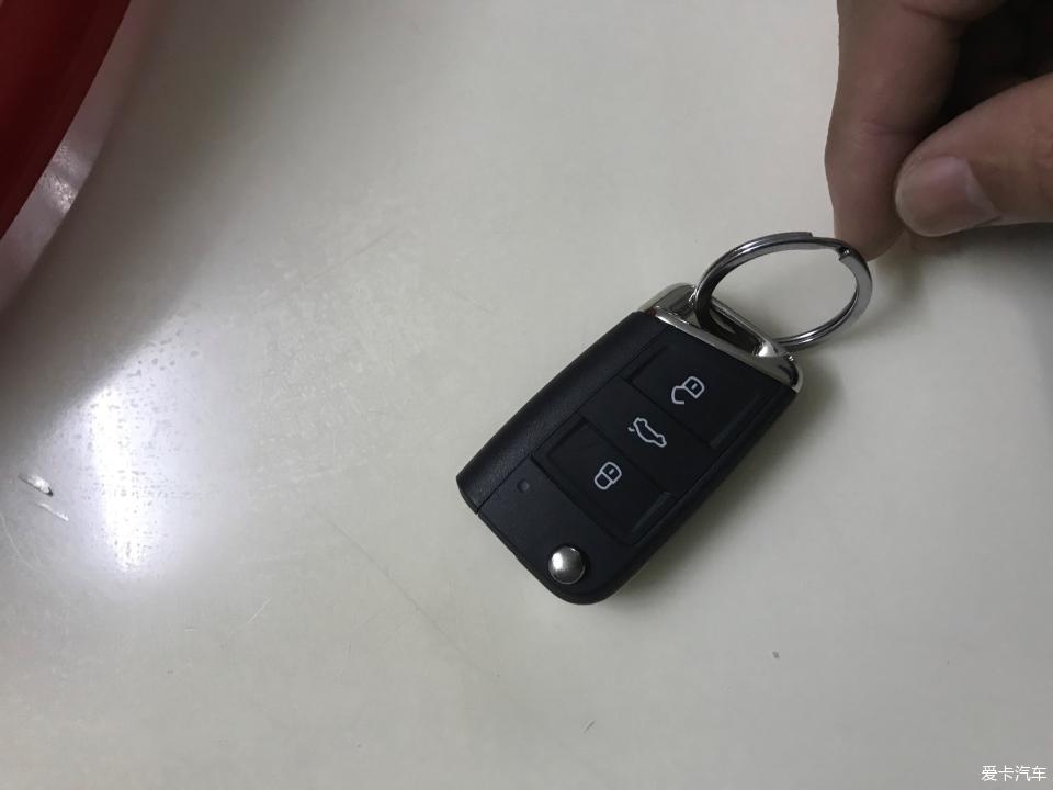 途观l和荣放rav4纪念版哪个好,放弃crv丰田荣放果断选择奇骏