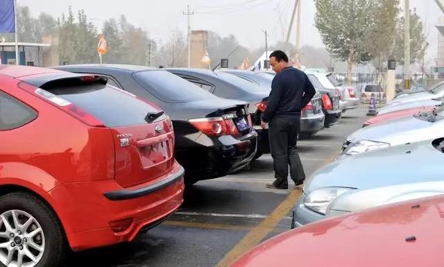 遇到二手车交定金套路怎么办,二手车付了2万定金后悔了怎么办