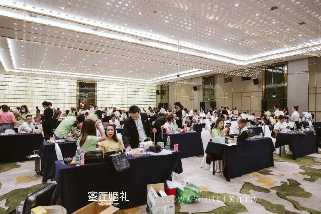 疫情过后，我们在抖音搞了个破2.7亿点击的婚礼