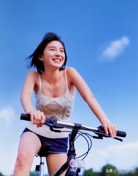 解剖日系写真的秘密:这世上不存在相貌平平的女生