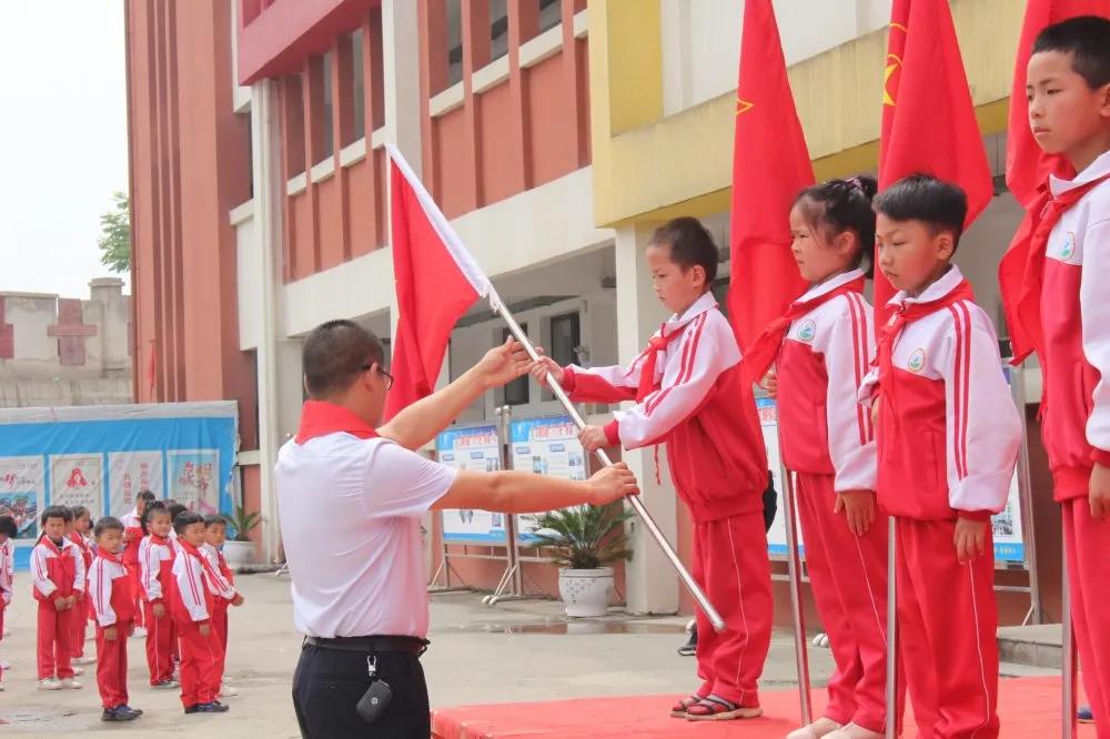 毕节头步桥小学六一儿童节,毕节十九小学校2018年六一儿童节