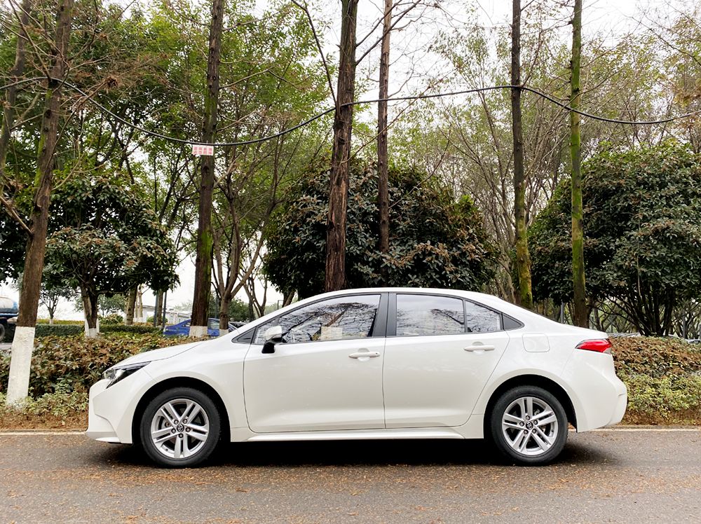 长测丰田雷凌1.2T，驾驶可圈可点，脾气不再中庸