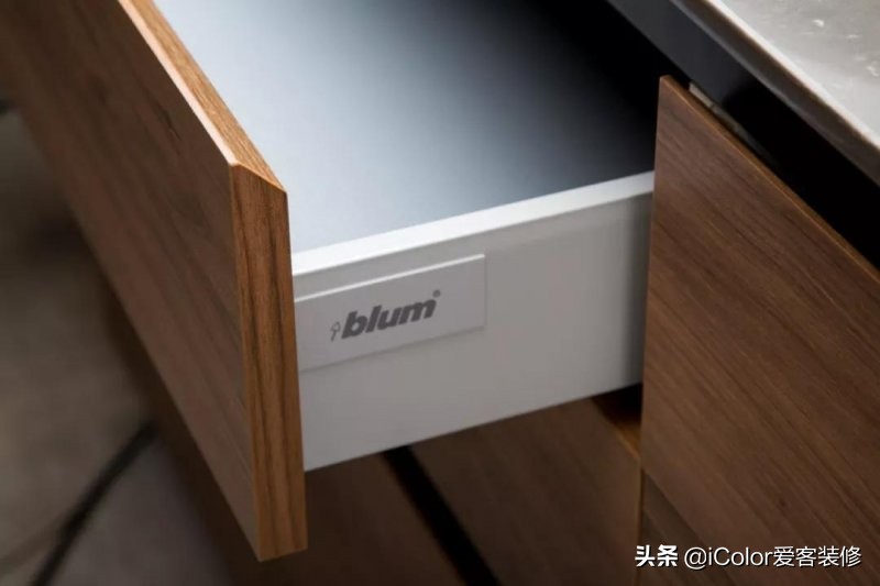 全屋定制商家避坑,系统门窗五金避坑