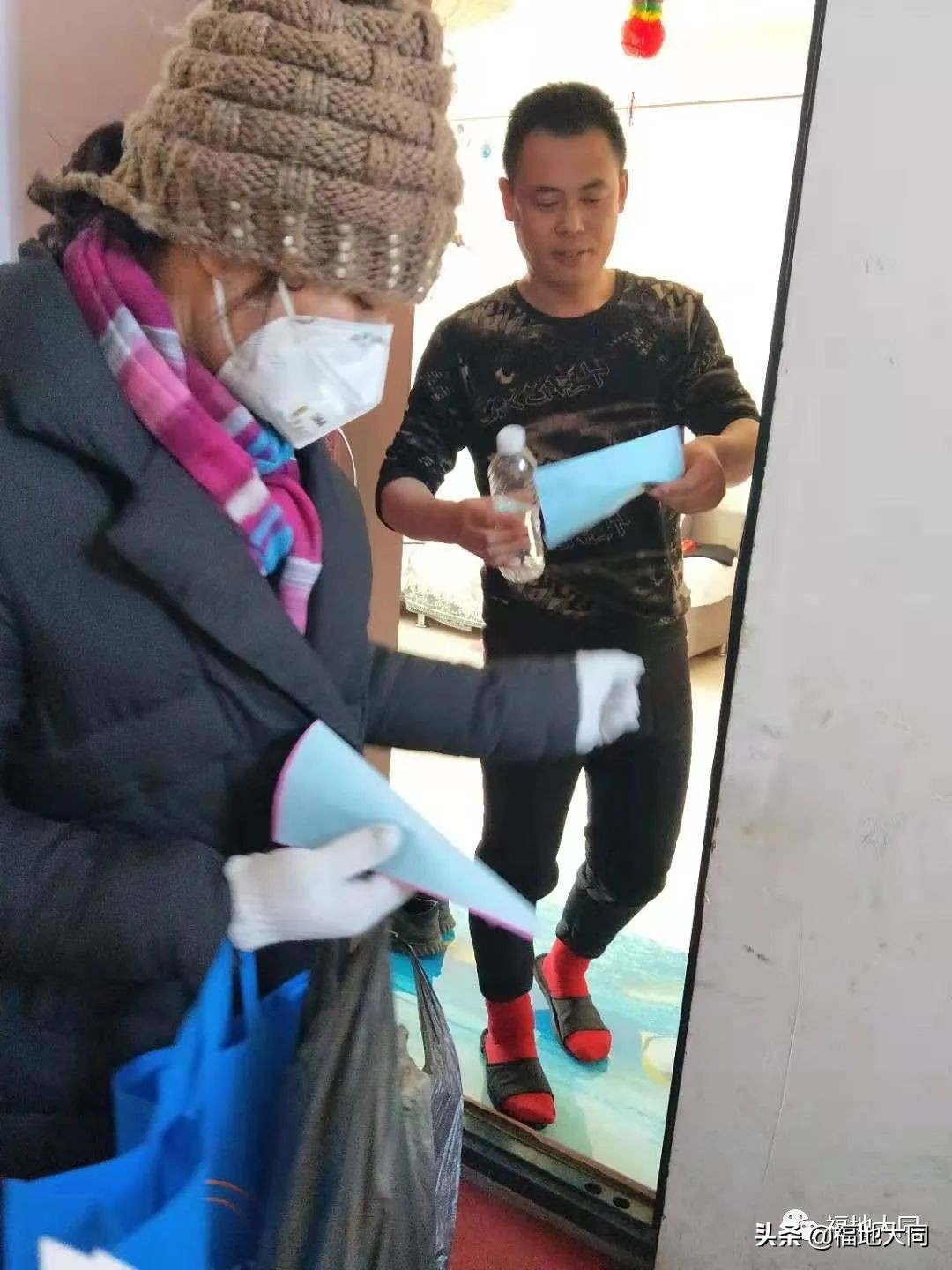 疫情防控与街道重点工作,充实街道社区疫情防控力量