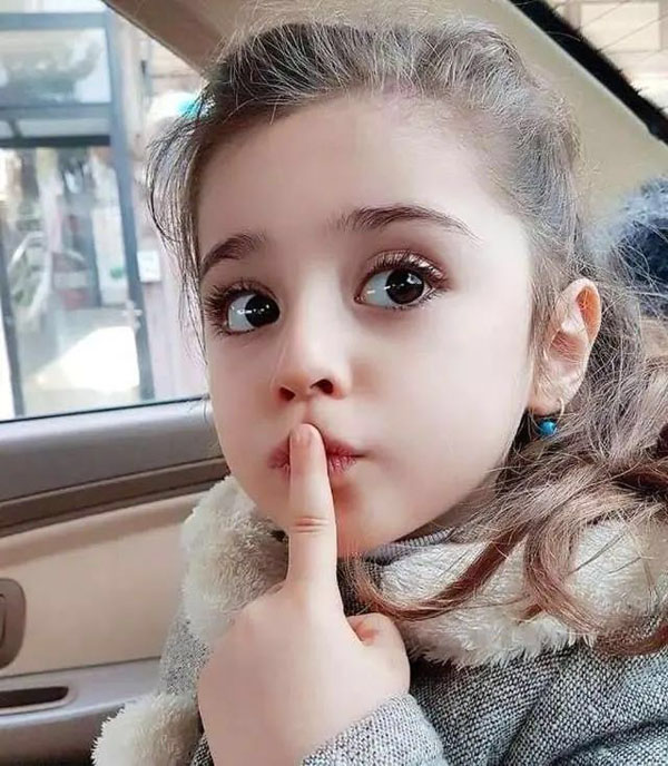 让孩子睫毛长的妙招,怎么样可以让3个月宝宝长睫毛