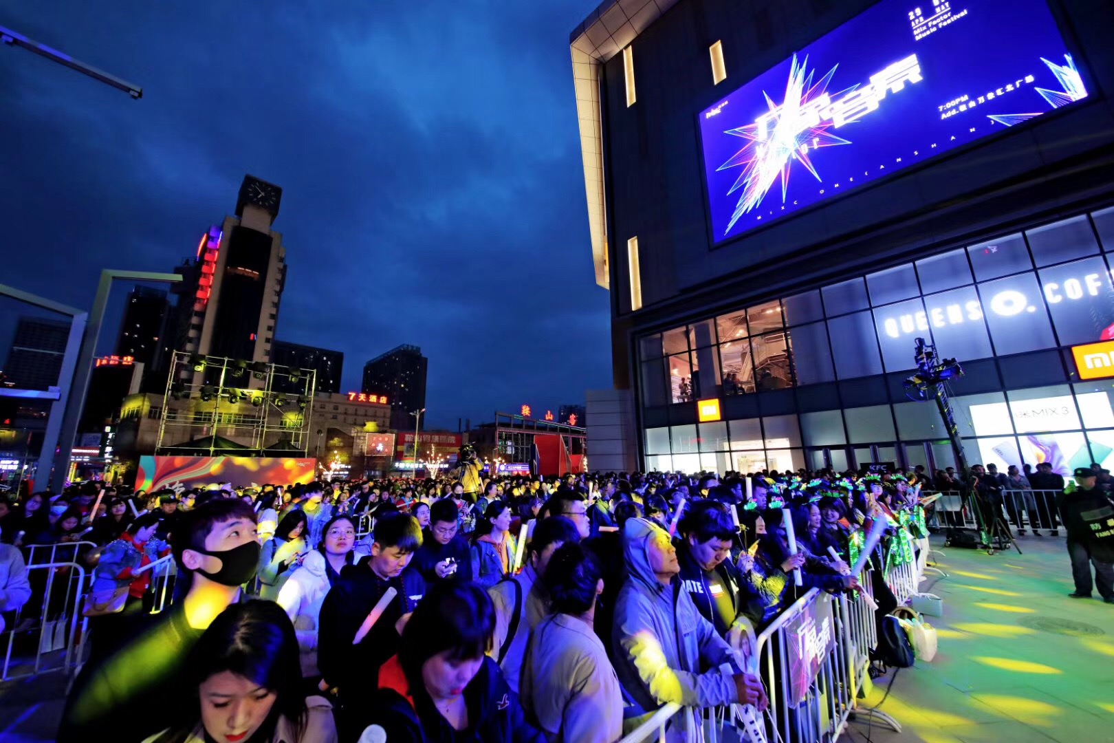 鞍山万象汇开新店,鞍山华润万象汇购物中心开门了么