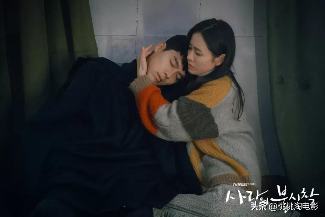 连朋友老妈都超上瘾的高甜剧《爱的迫降》,情人节就选择她吧