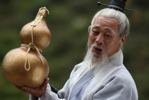 此人对赵匡胤说：10月20日晚上若是晴天，你可延寿10年