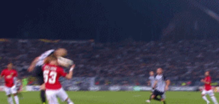 曼联爆冷输球致命弱点暴露无疑,红魔曼联年轻风暴