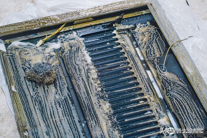 美的油烟机官方专业清洗,美的专业油烟机清洗全过程