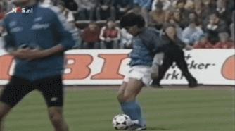 巅峰梅西和巅峰马拉多纳,巅峰马拉多纳在那不勒斯