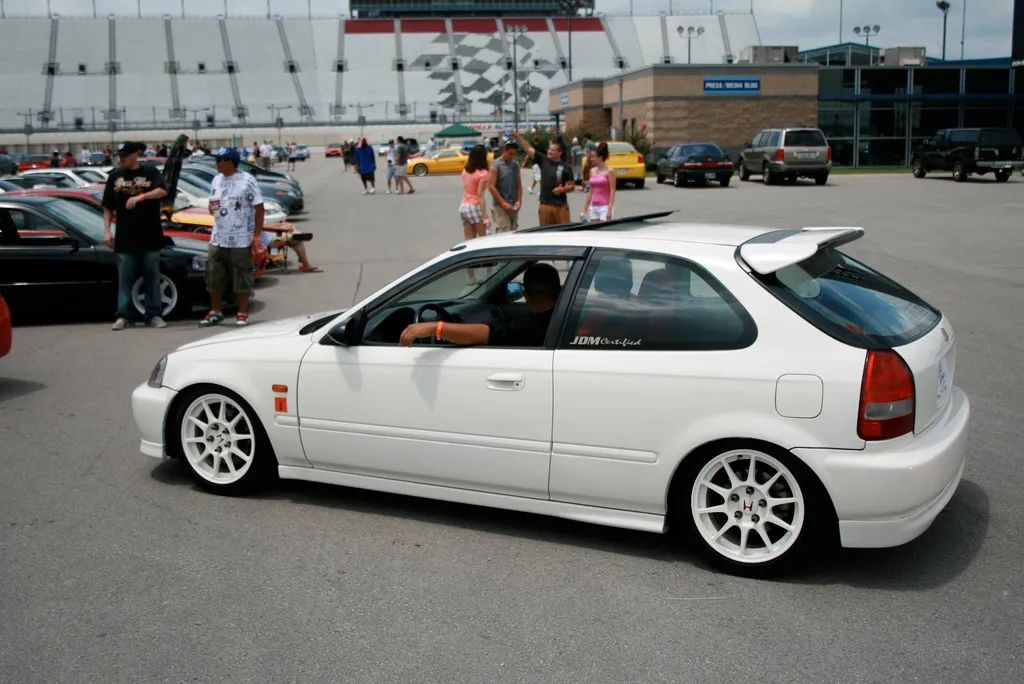 普通车如何改轮圈 (汽车可以改轮圈样式吗)