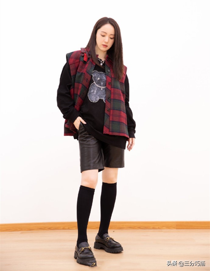 钟丽缇扮嫩扮出新高度,钟丽缇敢这样穿展示身材高贵优雅