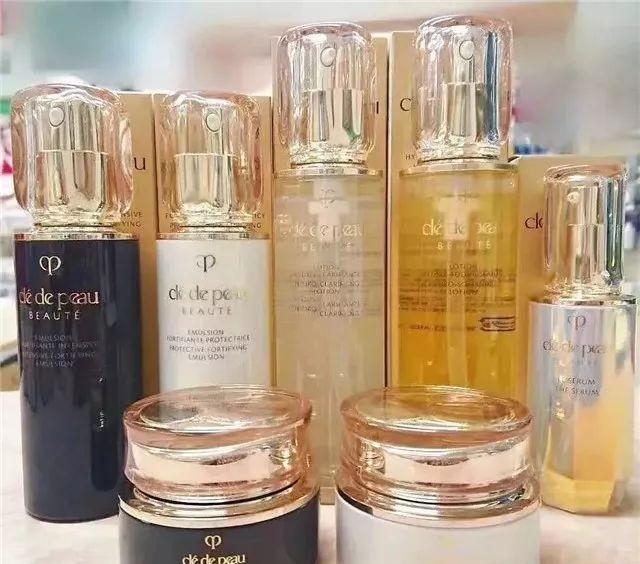 日本水乳套装推荐敏感肌,护肤品水乳套装抗老日本