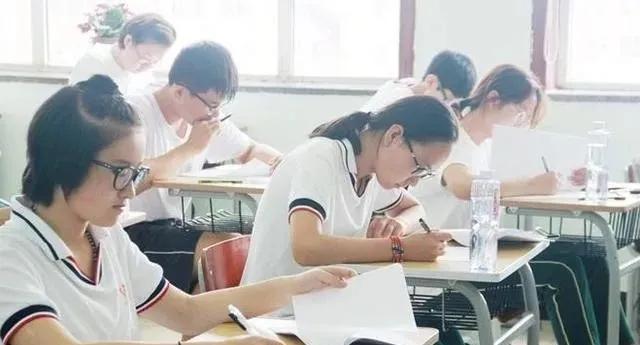 生涯发展至关重要的三个阶段是什么，把握好，一生就稳了